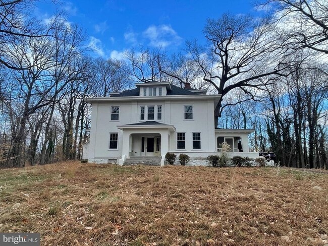 Building Photo - 5601 S Bend Rd