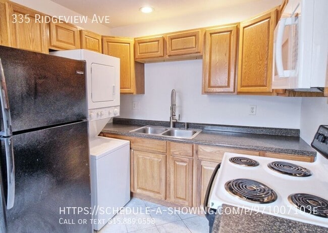 Building Photo - 335 Ridgeview Ave