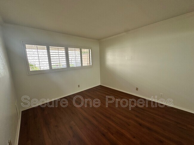 Building Photo - 1415 Redsail Cir