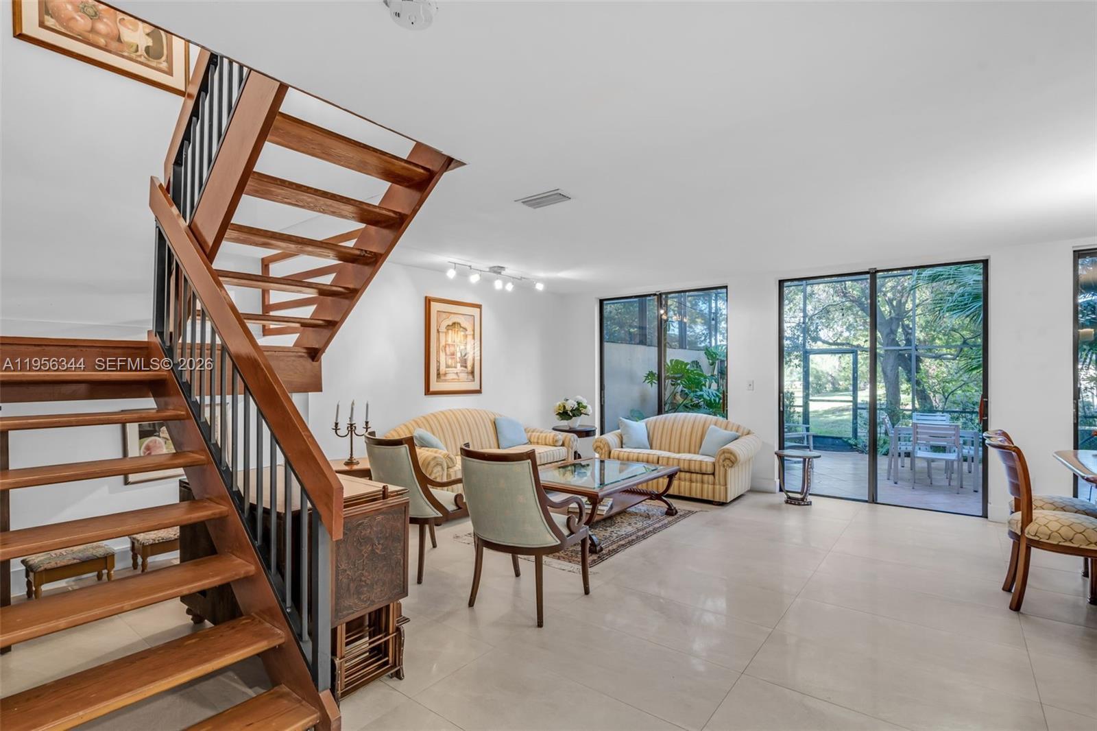 Building Photo - 3430 Torremolinos Ave