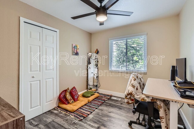 Building Photo - 15071 E Utah Pl