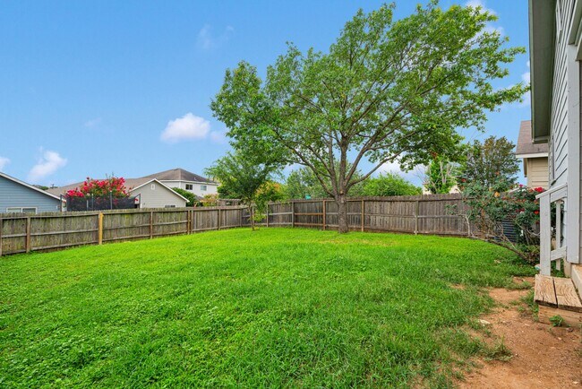 Building Photo - Charming 3 Bedroom Home in Bulverde Village – Prime Location!