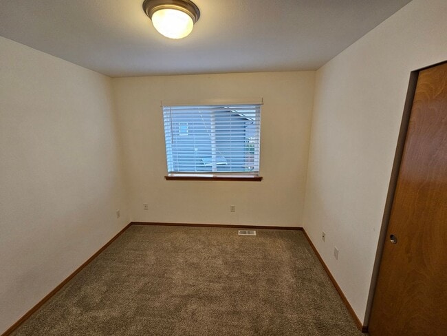 Building Photo - Beautifully Maintained 4-Bed, 2.5-Bath Monroe Home