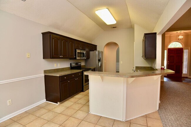 Building Photo - 121 Laurenburg Dr