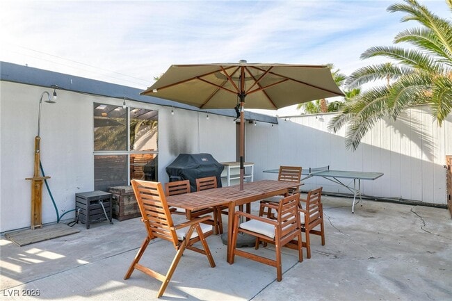 Building Photo - 1607 Pawnee Dr