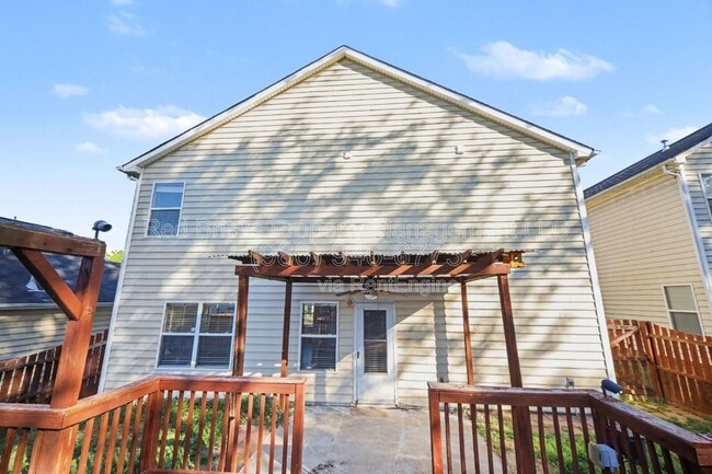 Building Photo - 5518 Stowe Derby Dr