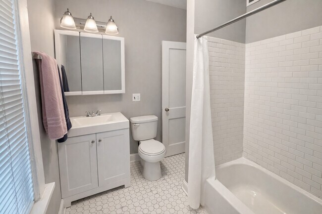 Building Photo - 6656 N Newgard Ave