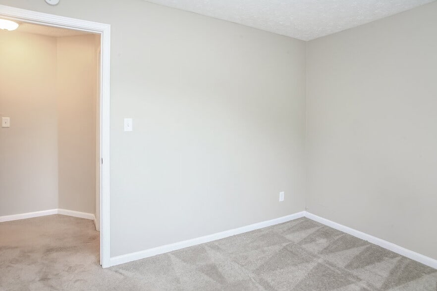 Building Photo - 3903 Bonn Dr