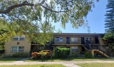 Building Photo - 2500 Harn Blvd