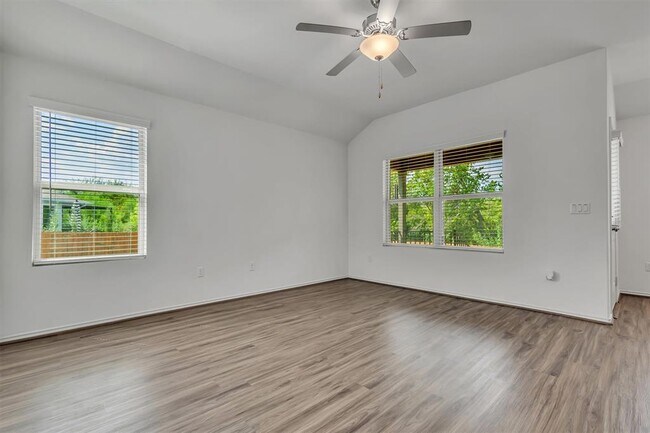 Building Photo - 4016 Fort Collins Way