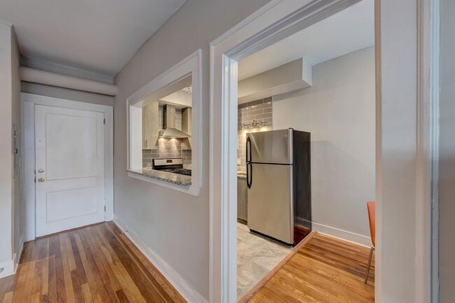 Building Photo - 1115 Ponce De Leon Ave NE