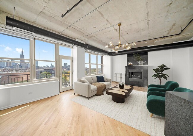 Building Photo - 6 S Laflin St