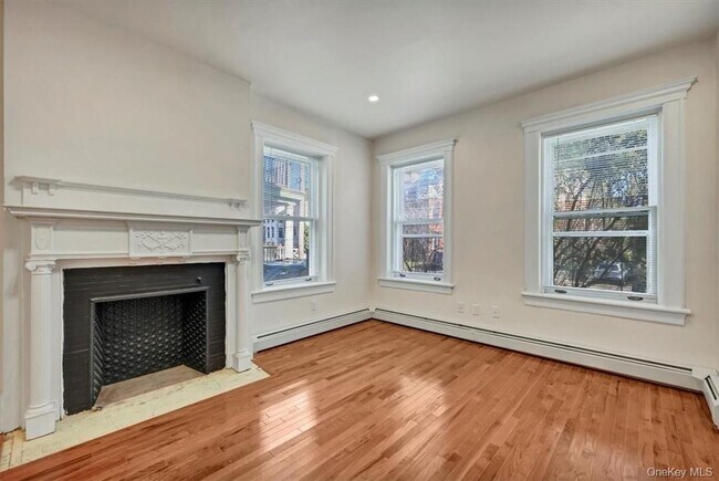 Building Photo - 271 Liberty St