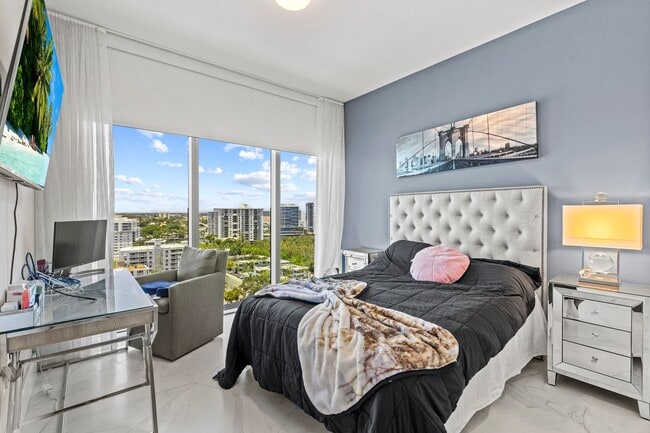 Building Photo - Luxury Beachfront Living at Its Finest – Fully Furnished Condo in Prime Fort Lauderdale Location!