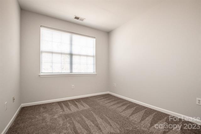 Building Photo - 1031 Central Park Cir
