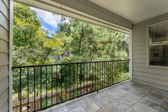Building Photo - 17 N Spiral Vine Cir