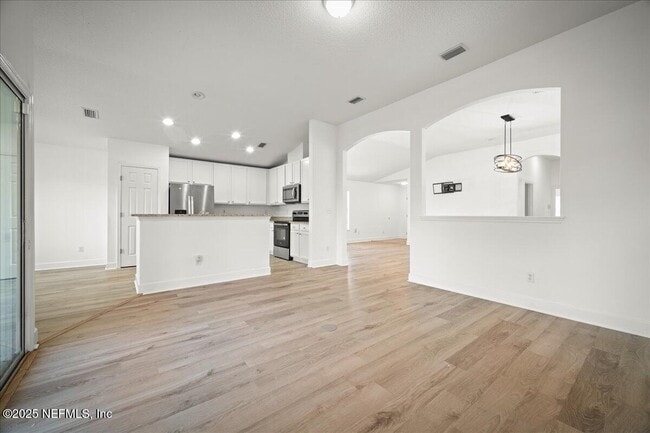 Building Photo - 12391 Cadley Cir