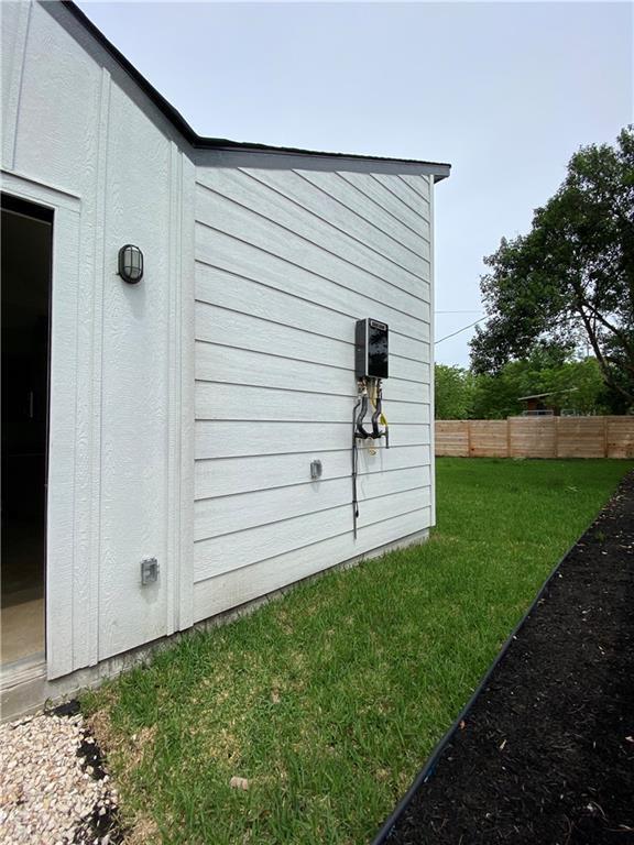 Building Photo - 6505 Grover Ave