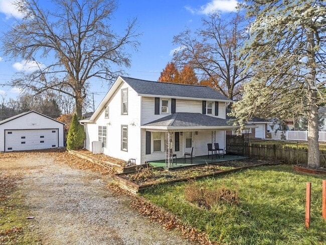 Building Photo - 2709 Kilbourne Ave