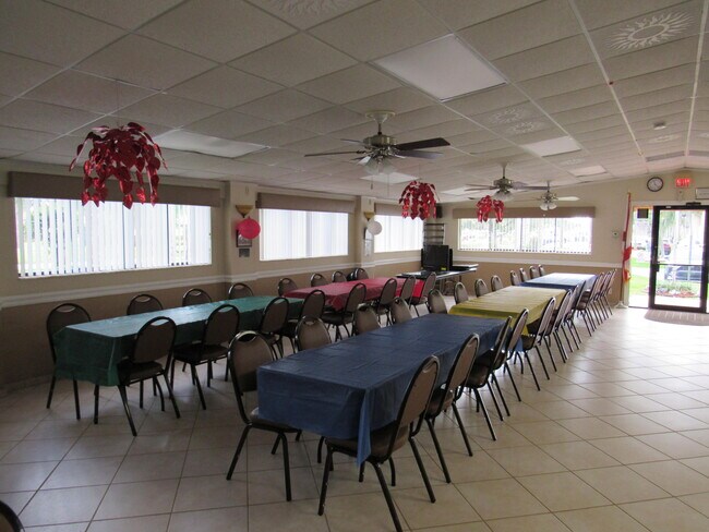 Building Photo - 603 Sea Pine Way