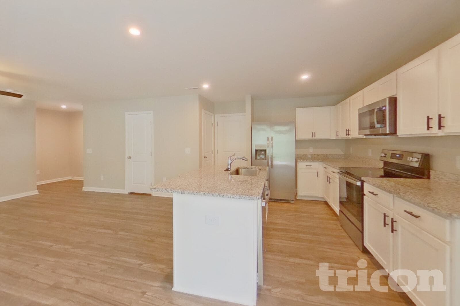 Building Photo - 886 Purcell Dr