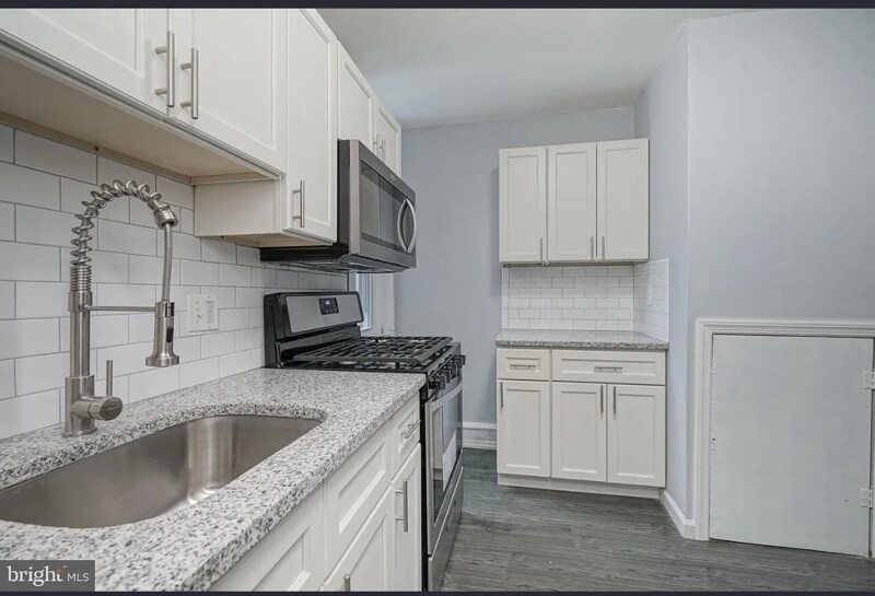 Building Photo - 5847 Willows Ave