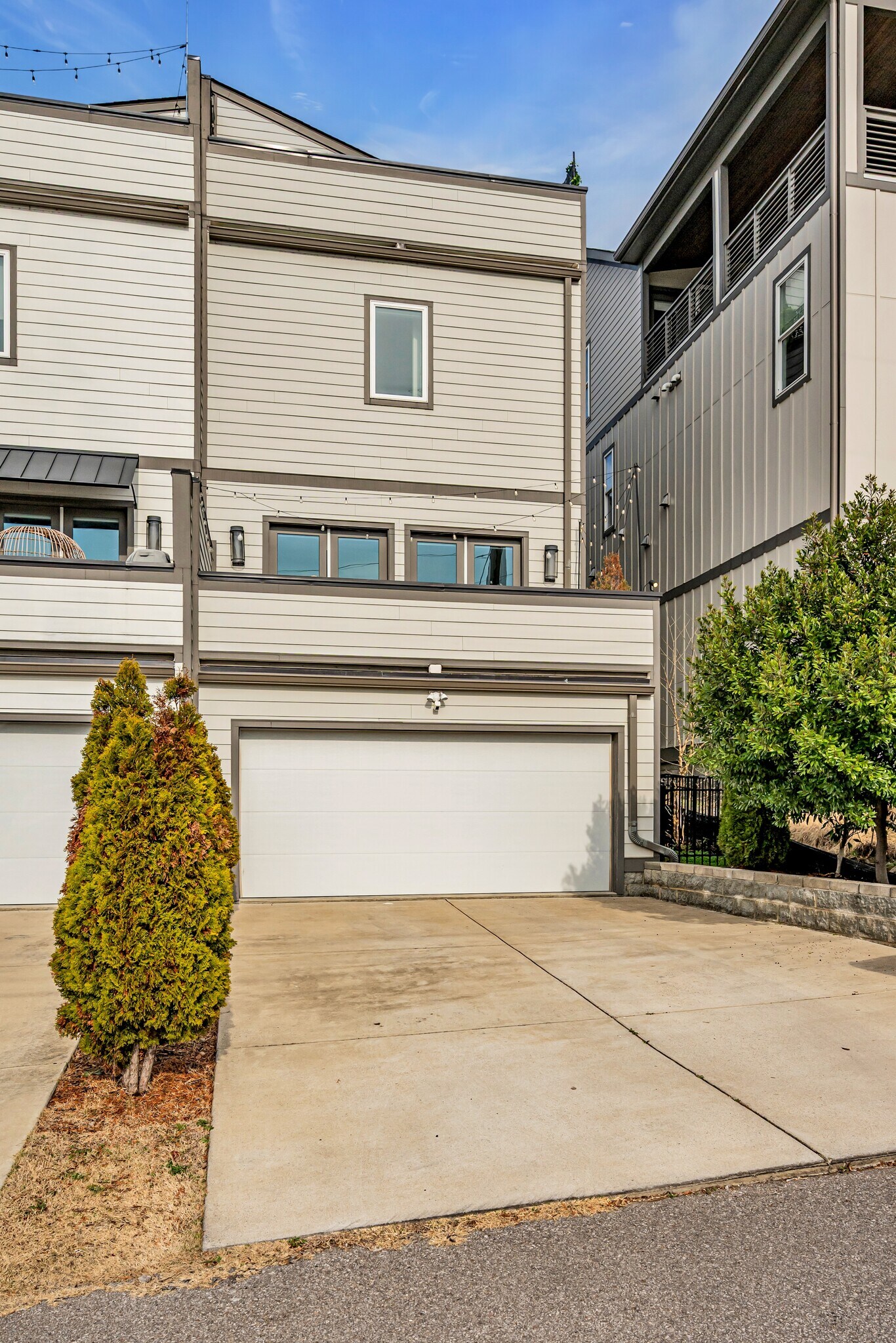 Building Photo - 3325 Felicia St