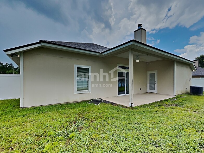 Building Photo - 3932 Pipit Pt