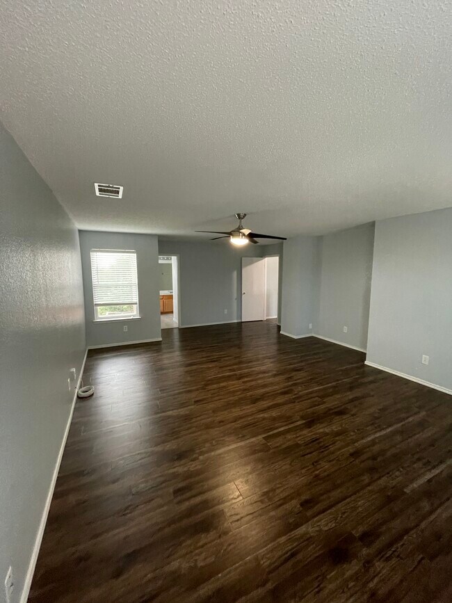 Building Photo - 2403 Silverado Trail