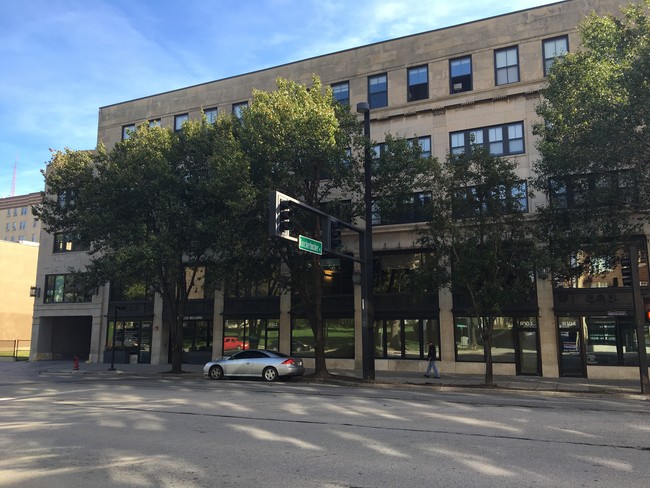 Building Photo - Congress Lofts