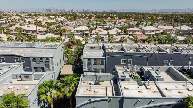 Building Photo - 9050 W Tropicana Ave