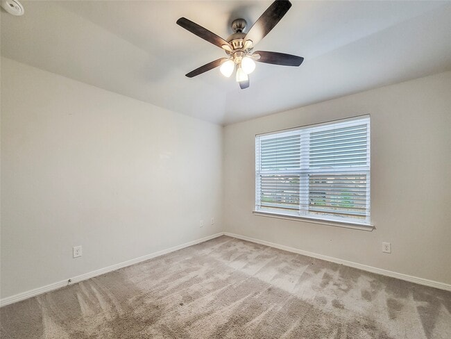 Building Photo - 8926 Emerald Cane Dr