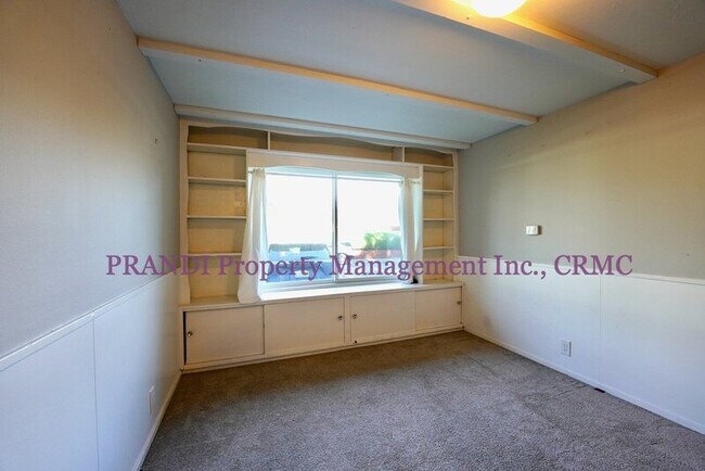 Building Photo - 1501 Park Ct
