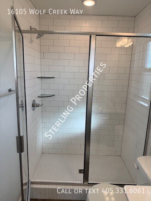 Building Photo - 16105 Wolf Creek Way