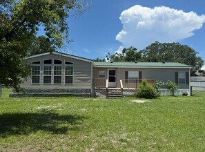 Building Photo - 3 Bedroom / 2 Bath House On An Acre