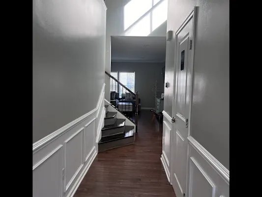 Building Photo - 784 Village Club Dr