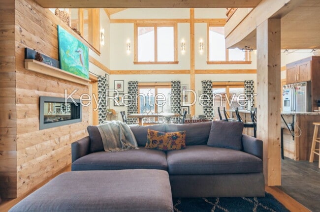 Building Photo - 9567 Ute Dr