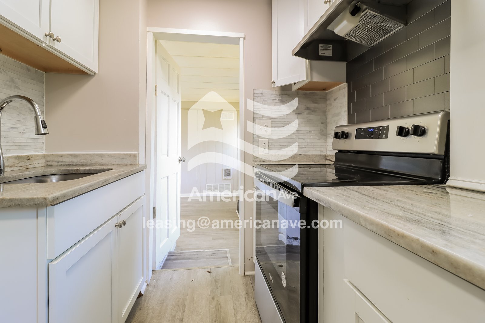Building Photo - 26635 Parkington St