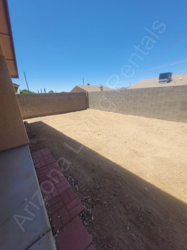 Building Photo - HUALAPAI MOUNTAIN FOOTHILLS HOME