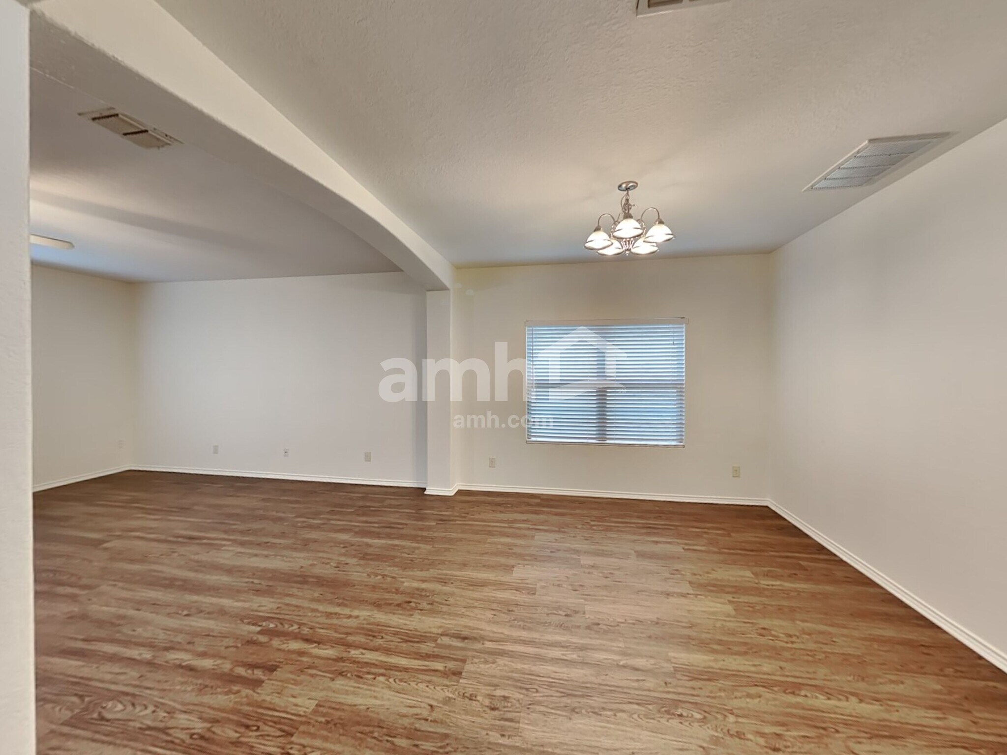 Building Photo - 431 Tequila Ranch