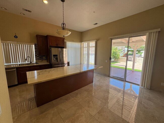 Building Photo - 3450 Rancho Diego Cir