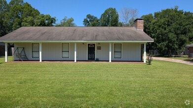 Building Photo - Beautiful home in Monroe!