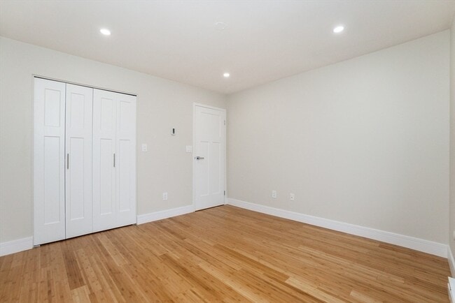 Building Photo - 7634 Hollister Ave