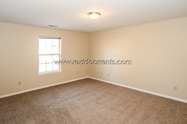 Building Photo - Coming Soon! Freshly Updated Fishers Home!