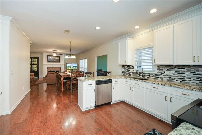 Building Photo - Welcome to this stunning West Cobb home! 5...