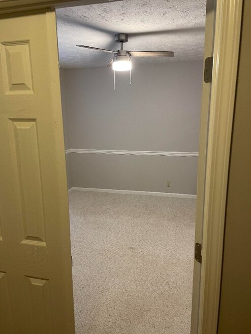 Building Photo - 1210 Rocky Rd