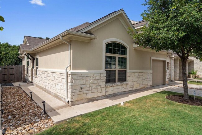 Building Photo - 127 Thelonious Dr