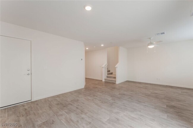 Building Photo - 5672 Sapphire Shine Ave