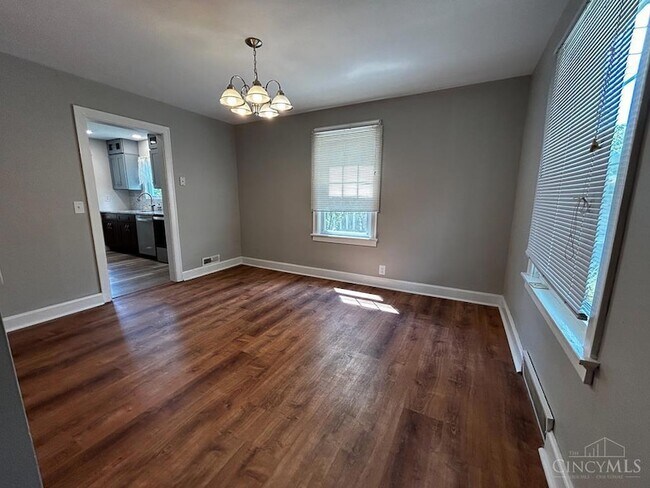 Building Photo - 3289 Van Zandt Dr
