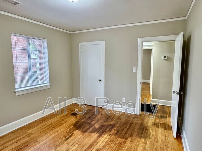 Building Photo - 108 Brantwood Dr